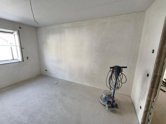 4 Zi. Wohnung (Nr. 7) im OG mit Balkon – Kind Bild 2