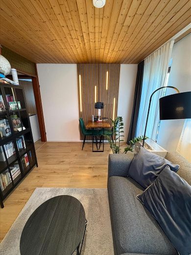 Weil der Stadt merkezinde büyük bir evde paylaşımlı daire odası – UG Zimmer 8