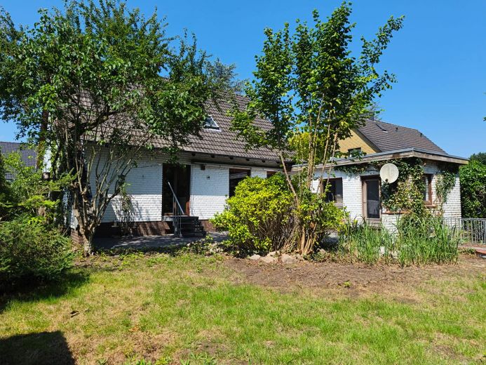 Freistehendes EFH mit Anliegerapartment auf 980 m2 Grund, Schleswig_Neustadt – Terrasse Süd/Ost