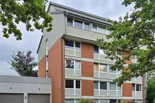 Орендована 1-кімнатна квартира у власності з паркомісцем у підземному гаражі