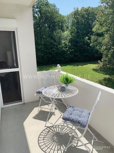3 Zi.Whg., möbliert, 2. OG, mit Balkon. – 84478e153983cb47ee7ce8f1cf897a5af3b4e755.jpg