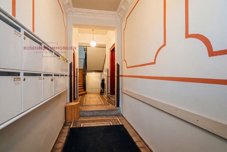 Charmante 3-Raumwohnung mit Balkon im beliebten Stadtteil Möckern! – Immobilie in Leipzig zu verkaufen_3 Raumwohnung_Rosenberg Immobilien Leipzig_Treppenhaus