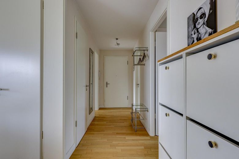 Über den Dächern von Schmargendorf – großzügige Maisonettewohnung mit Galerie & Dachterrasse – Flur 