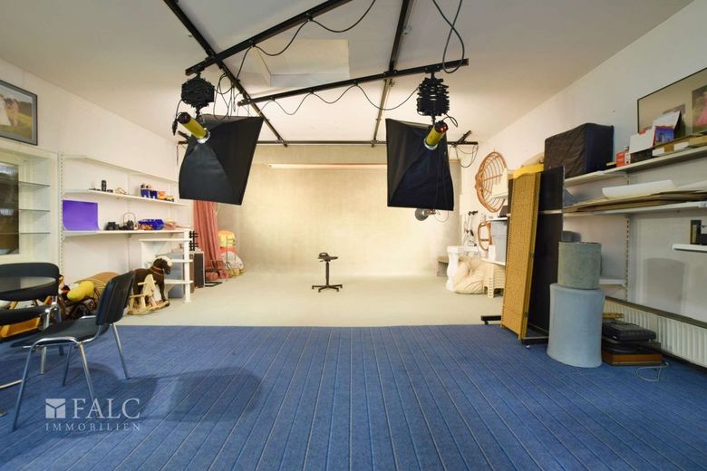Wohnen und Arbeit auf 300m² Fläche kombinieren! – Fotostudio - EG