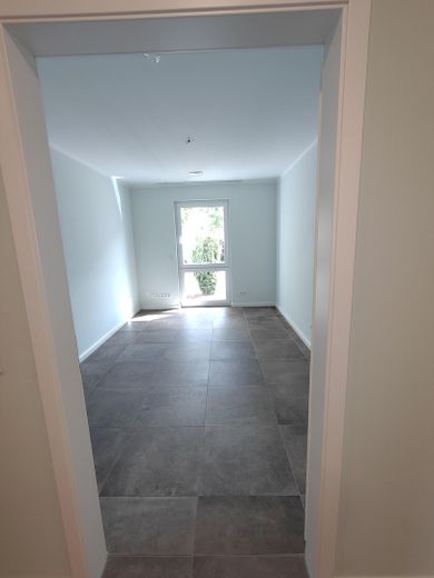 Luxuriöse 3-Zimmer-EG-Wohnung mit Terrasse, behindertengerecht, in WF – Foto 12