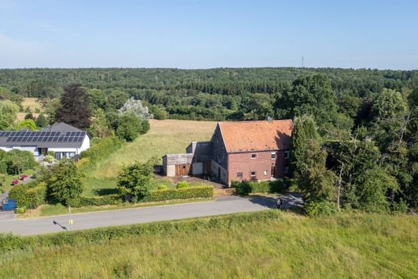 Roetgen – Einmalige Lage. Grenzenlose Möglichkeiten. Ein Ort für Generationen und Visionen.