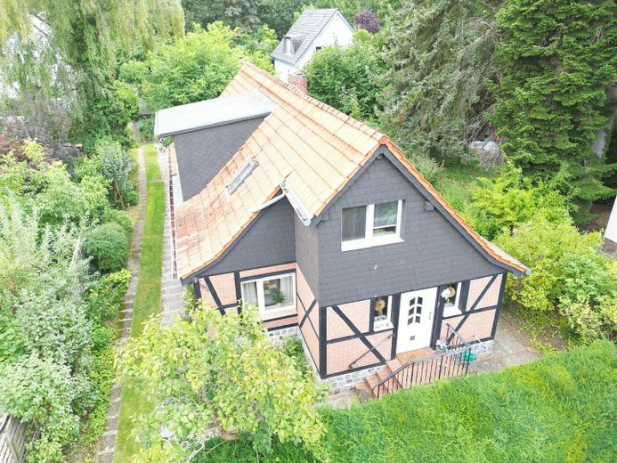 Provisionsfrei: Freistehendes Zweifamilienhaus im grünen Berlin-Heiligensee – Nord/Westseite