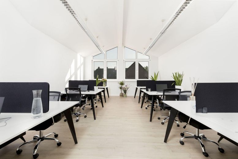 Exklusiv: Büro I Firmensitz I Coworking am See in Leverkusen - sparen Sie 50% Gewerbesteuer! – Gemeinschafts-Office London