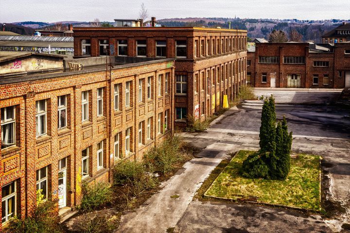 historisches Fabrikensemble (6.000 qm/160 Räume) im Peenehafen – hist. Fabrikens. (Beispiel)!