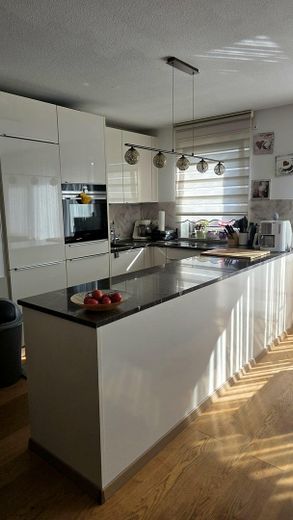 Von Privat sonnige 4-Zimmer Wohnung in bester Lage in Haar – Foto 7