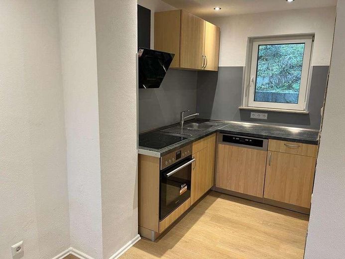 Renovierte Wohnung mit Burgblick – Foto 8