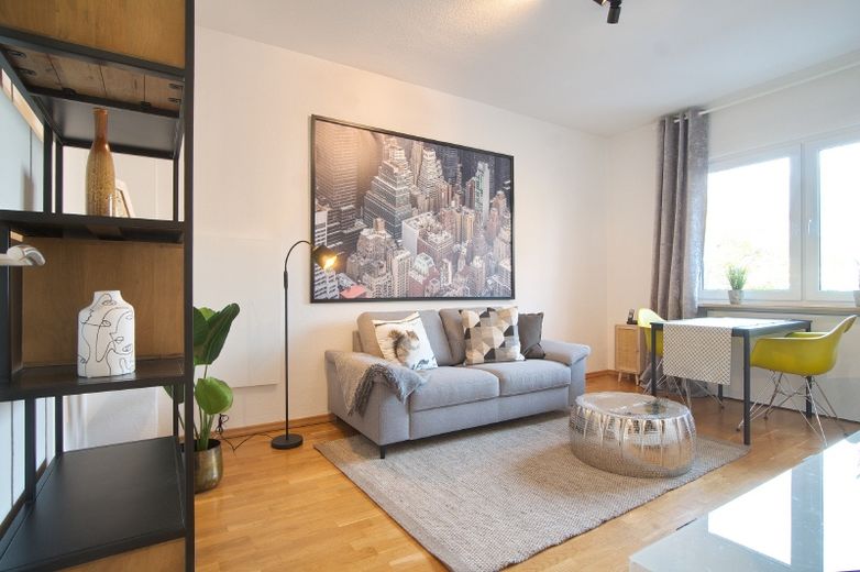 Schicke Wohnung mit Komplettausstattung, W-LAN, Parkett, Balkon, ruhiges Schlafzimmer, Nähe Rüttenscheider Straße – f777710dadb789fa029ad57c9cf71bd84b4eca40.jpg