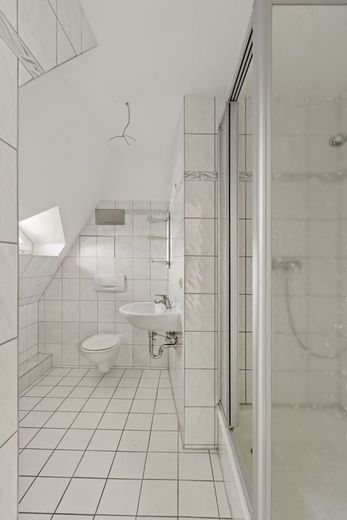 Citywohnung mit Terrasse – Badezimmer
