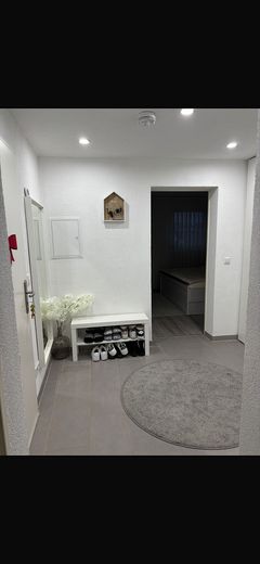 Kernsaniert & modern: 2-Zimmer-Wohnung mit Einbauküche und eigener Garage in Gärtringen – Foto 12