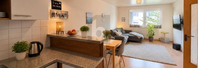 INVESTIMENTO CON BALCONE, CUCINA ATTREZZATA