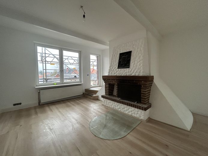 Schlutuper Kirchstraße, Beste Lage, weitläufige Wohnung mit Charme – Foto 15