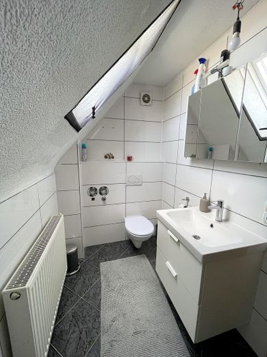 Licht 3-kamerappartement op de bovenste verdieping in Untergruppenbach – Foto 5