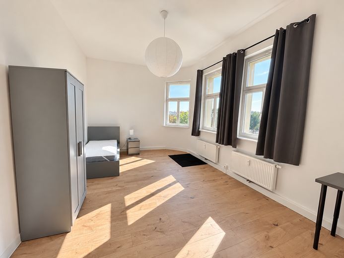 Lichtdurchflutete 5-Zimmer-Wohnung im Paulusviertel – Zimmer 2