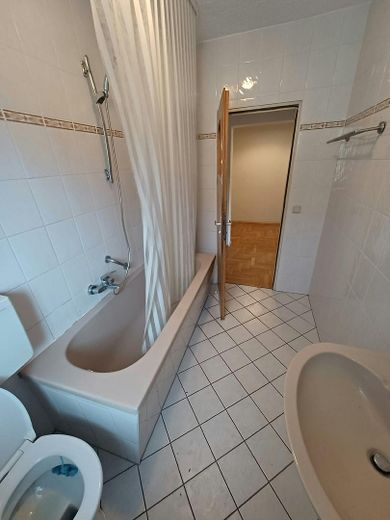 Se alquila piso de 3 habitaciones con trastero en el sótano en Waldsee – Badezimmer 2