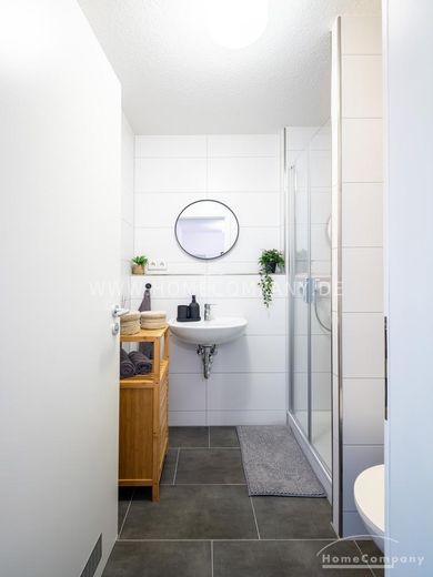 28167 HomeCompany Dresden Möbliert/Furnished Studio Apartment in Dresden-Laubegast max. 2 Personen – 3f9421ecc5e13239fadefe3adab5a8c9dcd9a3af.jpg