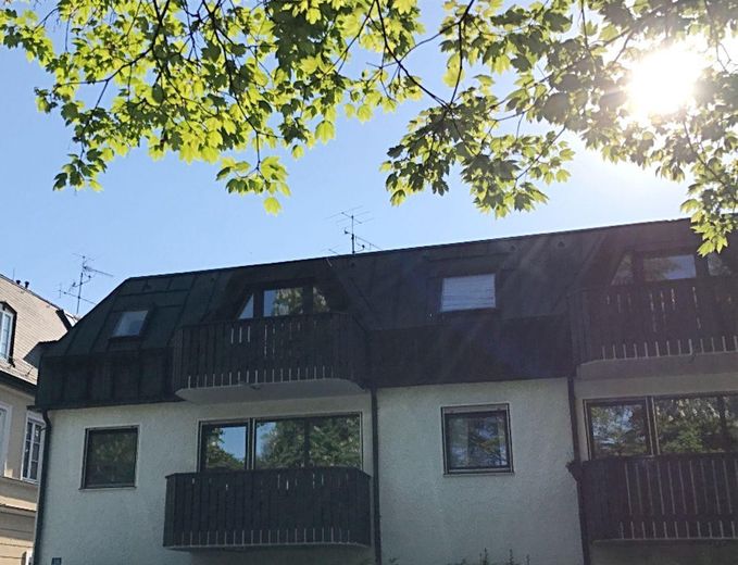 Exklusive 2,5 Zimmer-Wohnung "Wohnen am Schlosspark Nymphenburg" – Hausansicht