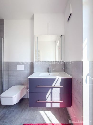 25847 Dresden HomeCompany Möbliert/Furnished 2-Zimmer Apartment mit Balkon in Dresden-Strehlen am Großen Garten max. 2 Personen – 876a1e12ed0afb100333a52e2d2c4f83a327c9c0.jpg