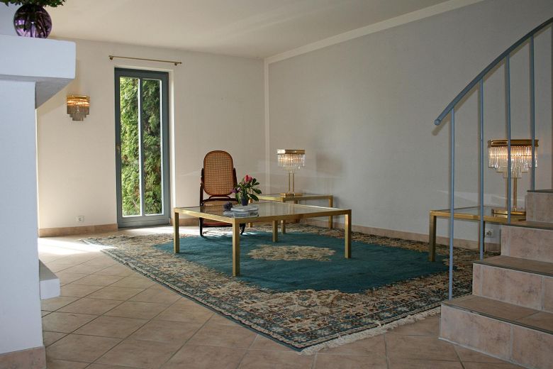 Geräumig: das Wohnzimmer 