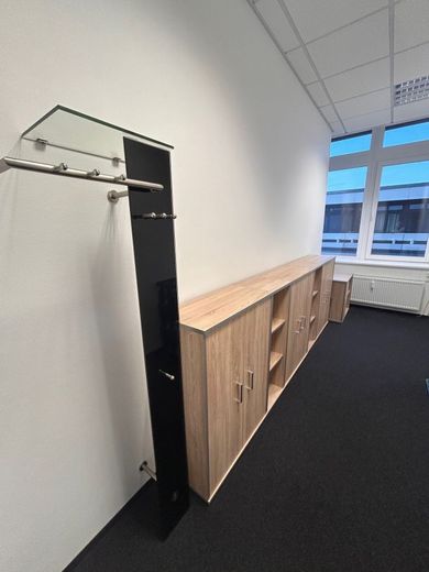 Büro 1