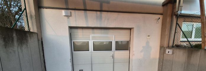 PROVISIONSFREI in Altensteig: 700m² vielseitige Gewerbefläche mit Parkplätzen