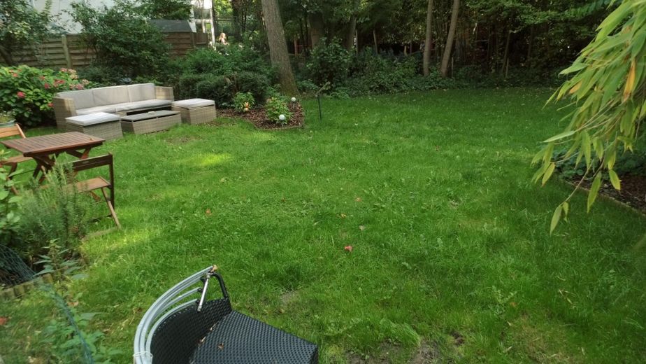 Wohnerlebnis am Jenischpark: traumhafte Erdgeschoßwohnung mit eigenem Garten von Privat – Eigener Garten