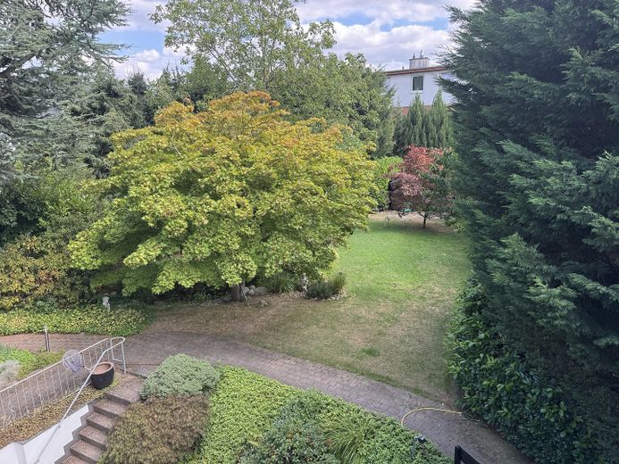 Erstbezug nach Sanierung: 2-Zimmer-Wohnung mit großem Balkon & Gartenblick in Duisburg-Rahm! – Blick vom Balkon