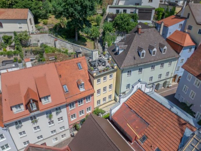 Un’incantevole casa nel centro storico con negozio, 2 unità abitative e terrazza sul tetto – Foto 1