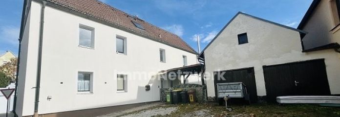***Stadthaus mit Charakter und Potenzial in Selb***