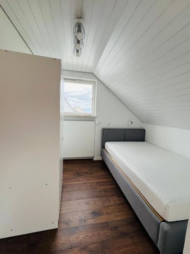 1.5 غرفة - جميع الإمكانيات - للتأجير - للسكن الشخصي - إمكانية Airbnb – Schlafzimmer