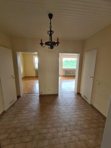 sunny apartment with a wide view – Flur Blick in die SW - Zimmer