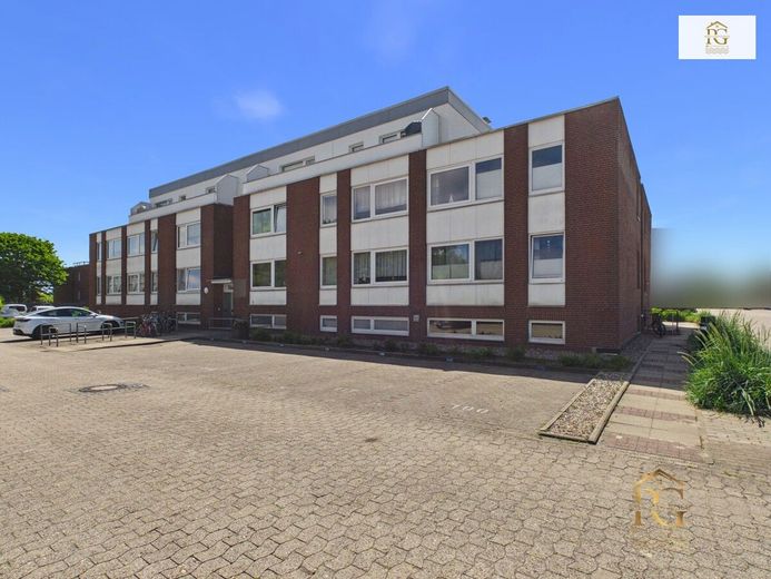 Moderne Eigentumswohnung/Ferien-Wohnung in TOP Lage im Nordseebad Cuxhaven-Duhnen mit Schwimmbad/Sauna/Parkplatz/möbiliert – Haus
