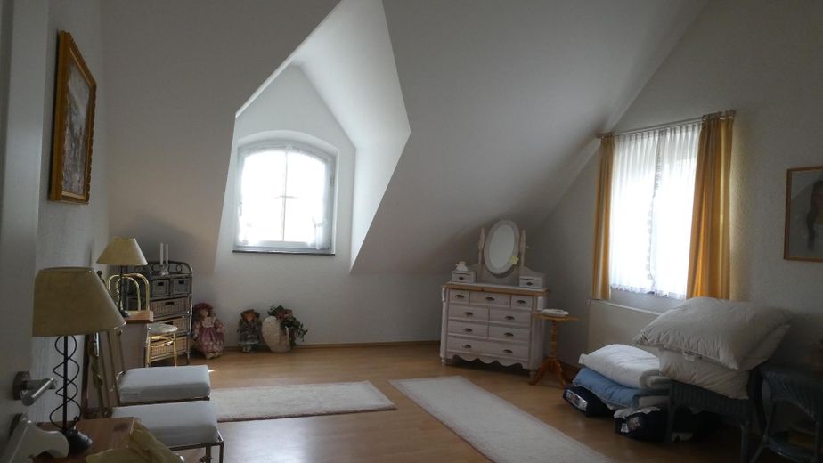 Schlafzimmer /Gäste 1. EG