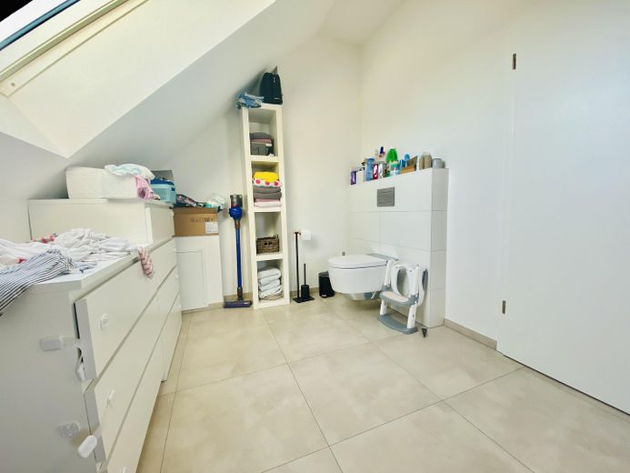 DG Badezimmer mit Dusch-WC