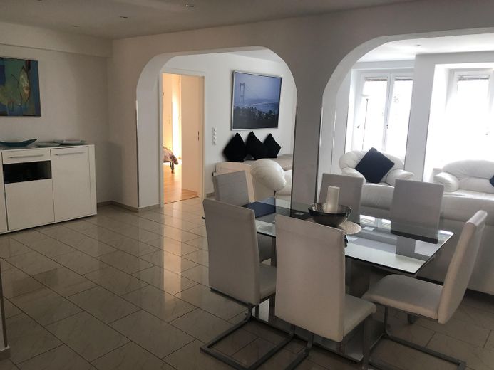offenes Ess- und Wohnzimmer