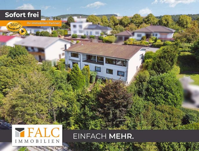 Freistehende Villa auf großem Grundstück in Buchen – Ihr neues Zuhause