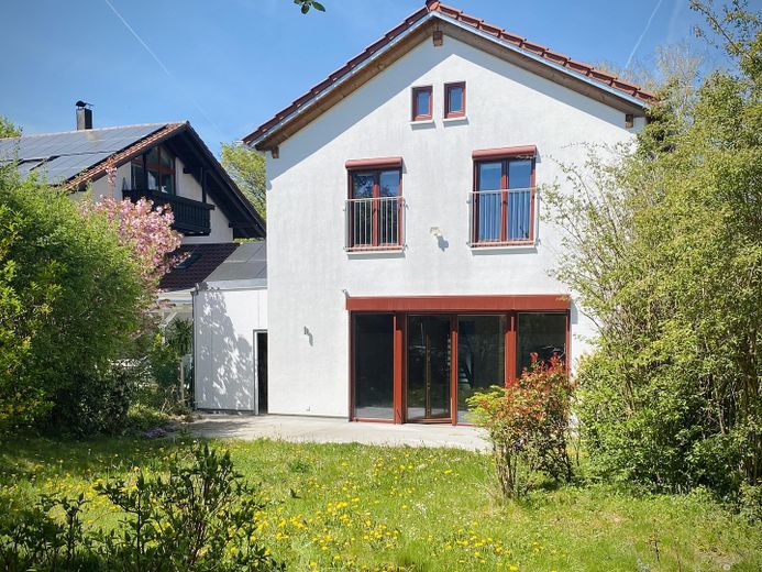 Südseite mit Terrasse/1