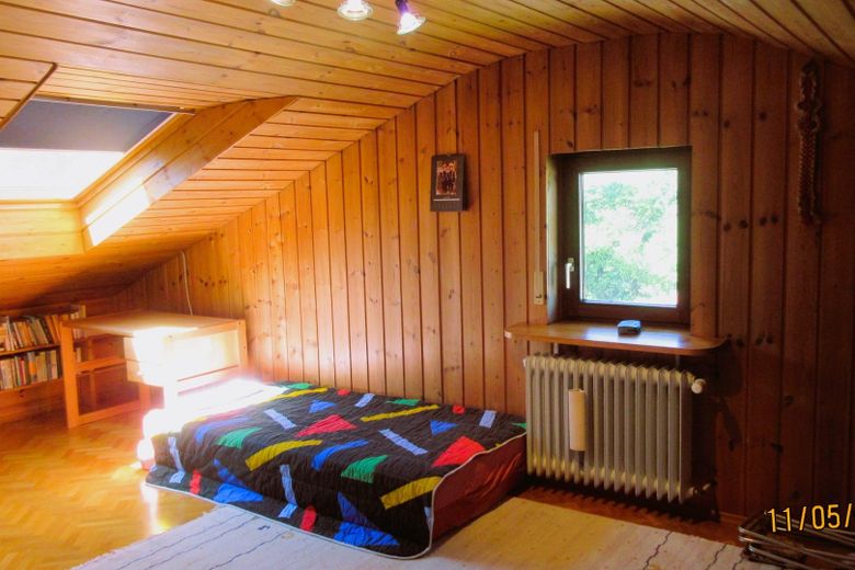 Dachgeschoss-Zimmer