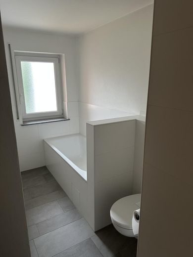 Exklusive Maisonette mit Dachterrasse – Bad