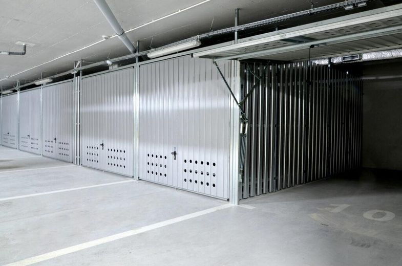 Tiefgaragenstellplatz am Aasee – Beispiel Einhausung optional