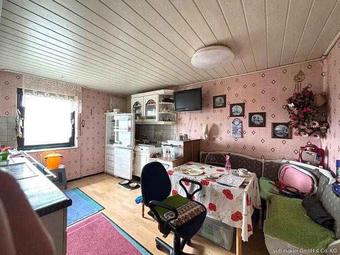 Zweifamilienhaus mit Renovierungsbedarf in ruhiger Lage von Bernstein – VUB0002461-9