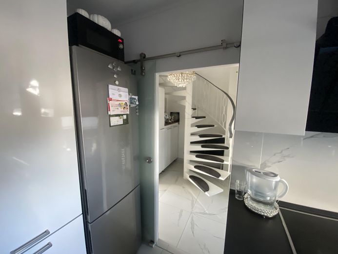 Design Maisonette-Wohnung ,sehr edel modern provisionsfrei ! – Foto 27