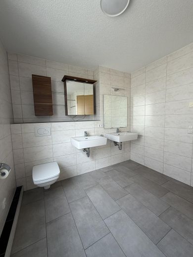 شقة جميلة من 4,5 غرف في فايل إيم شونبوخ – Badezimmer