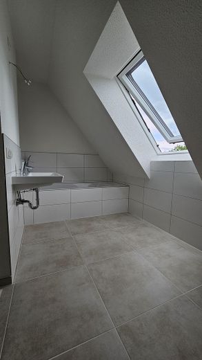 Erstbezug Neubau Doppelhaushälfte | 4,5 Zimmer | Nähe Berlin (Müllrose) – Bad OG