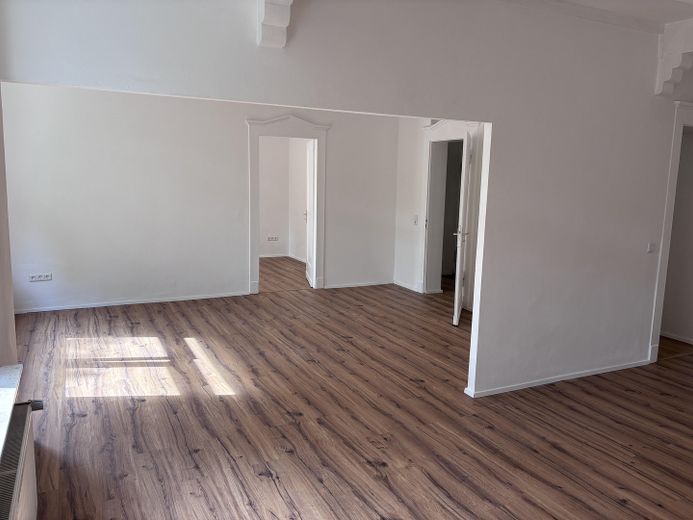 Wunderschöne sanierte 4,5 Zimmer in ruhiger Lage von Hagen-Haspe – Wohn- und Esszimmer
