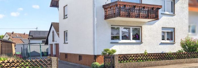 2-Familienhaus mit Charme, gepflegter Substanz, neuer Haustechnik, vielfältigen Nutzungsmöglichkeiten!